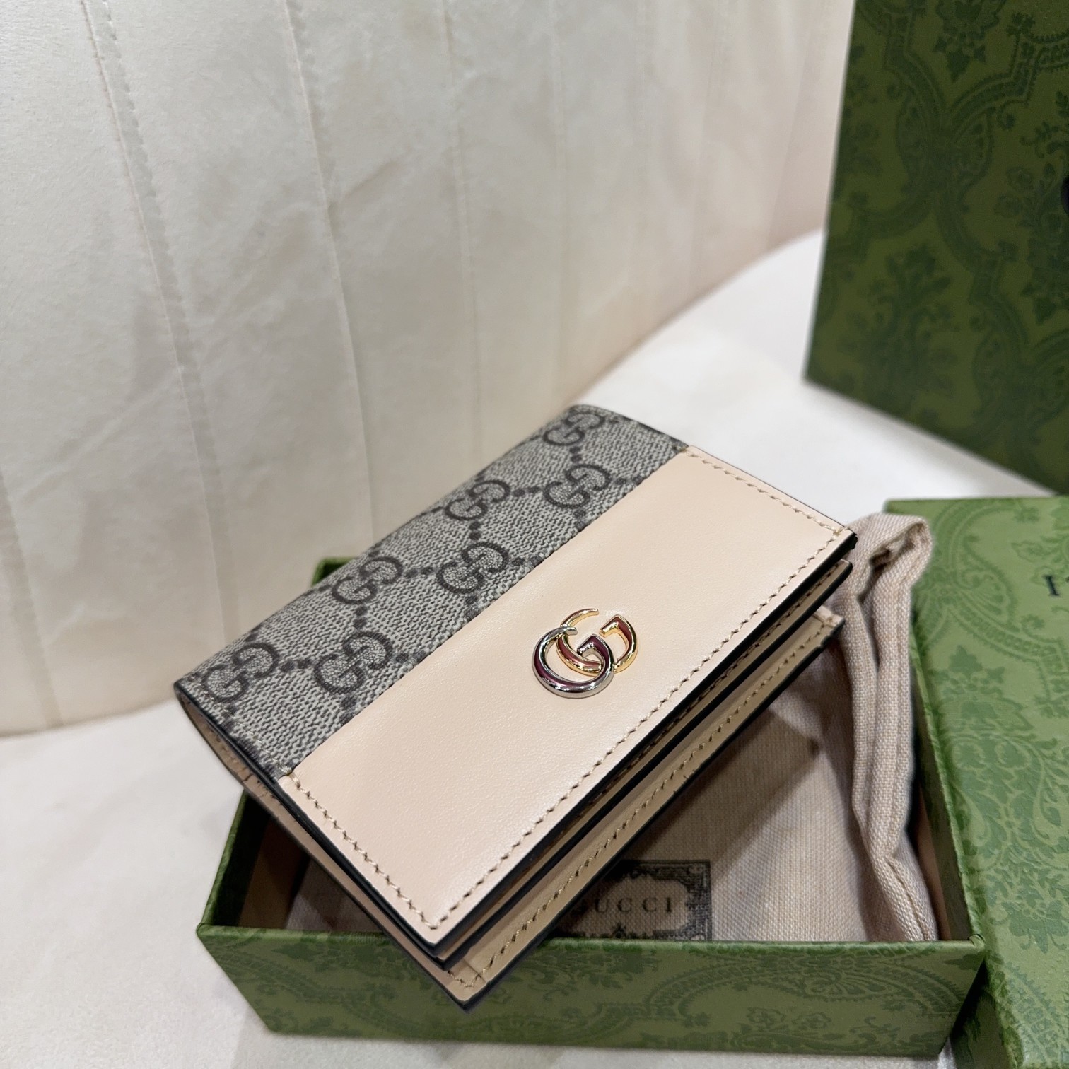 [GUCCI-구찌] 구찌 GG 마몽 마몬트 여성지갑