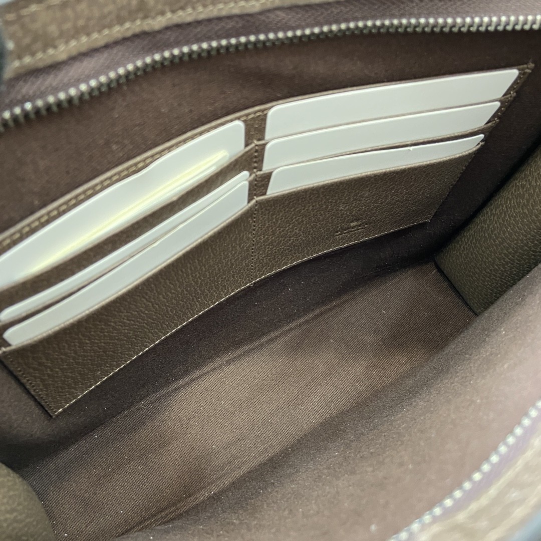 [CUCCI-구찌] 구찌 GG 디테일 파우치