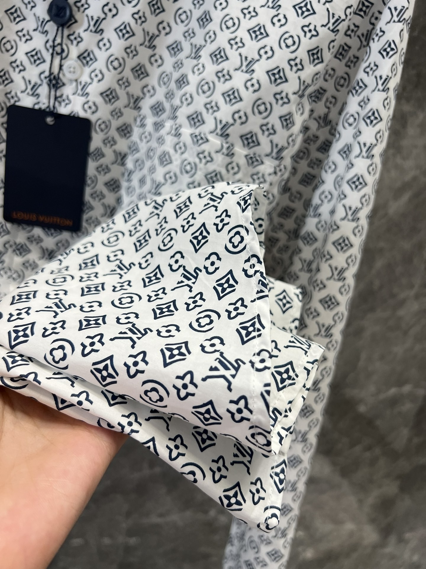 [LOUIS VUITTON-루이비통] 루이비통 풀 모노그램  셔츠