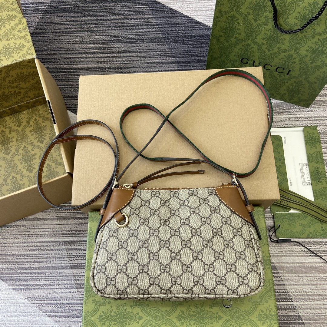 [GUCCI-구찌] 구찌 GG 엠블럼 핸드백