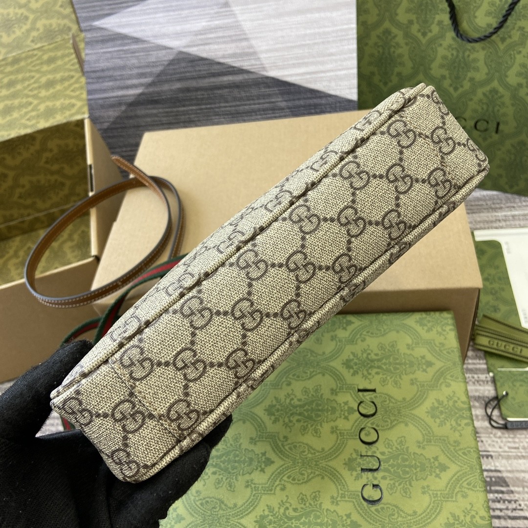 [GUCCI-구찌] 구찌 GG 엠블럼 핸드백