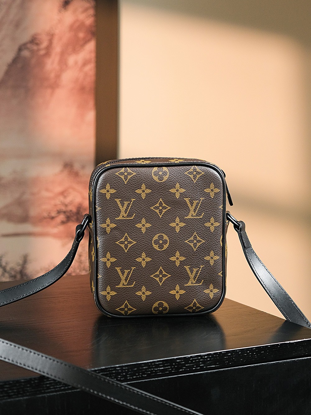 [LOUIS VUITTON-루이비통] 루이비통 크리스토퍼 웨어러블 남성 크로스백