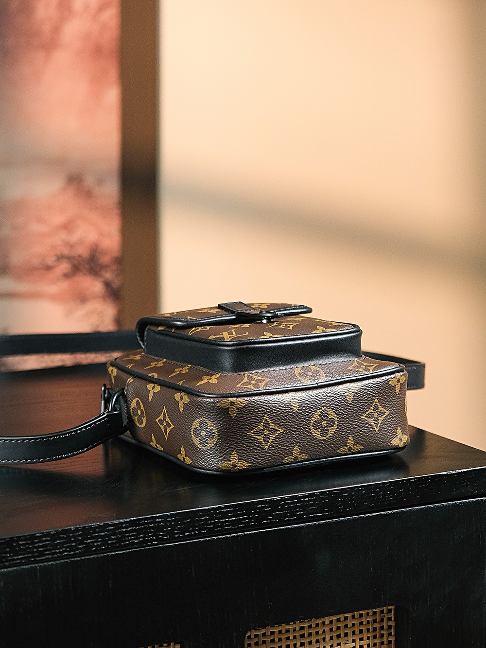 [LOUIS VUITTON-루이비통] 루이비통 크리스토퍼 웨어러블 남성 크로스백
