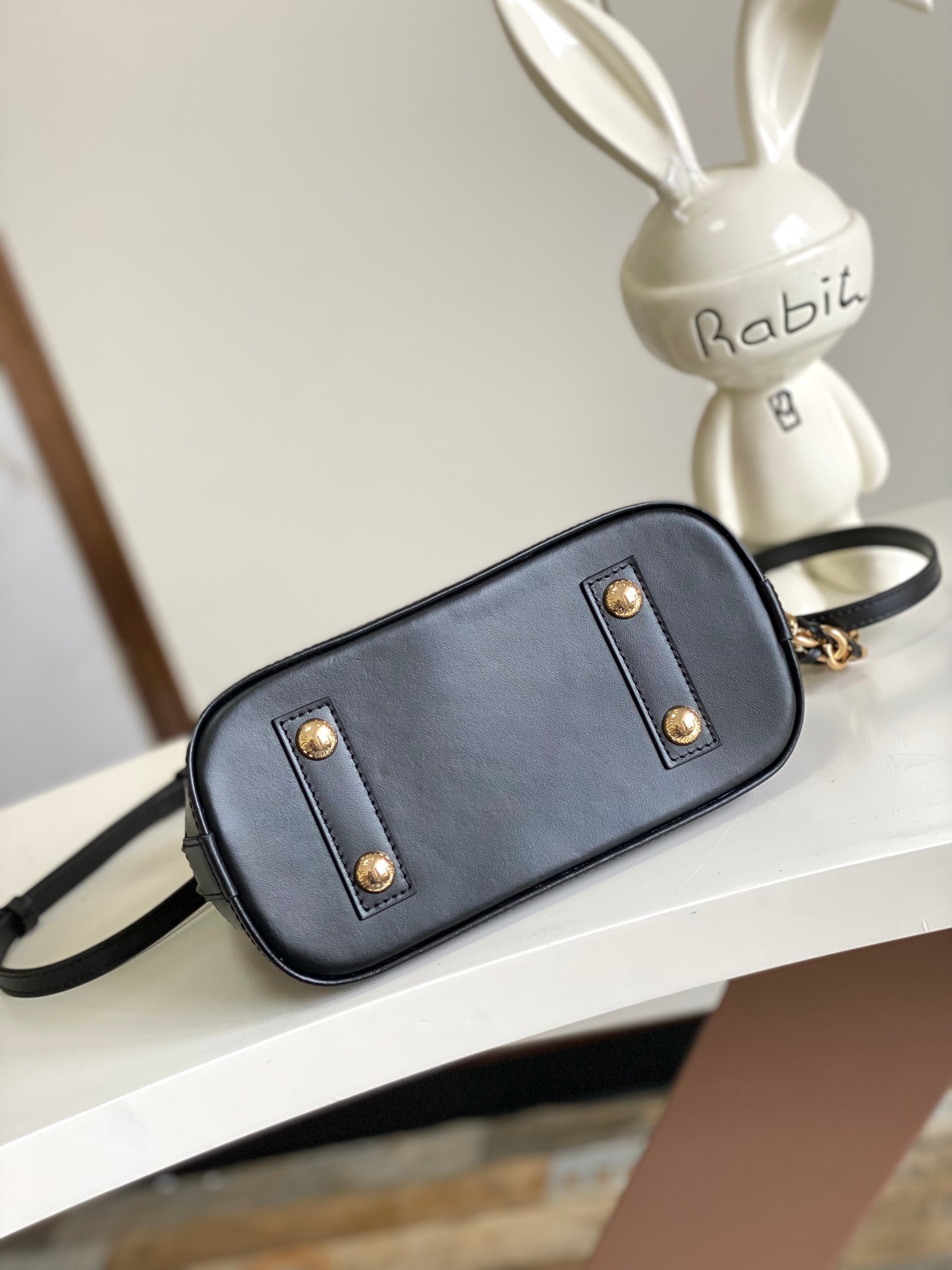 [LOUIS VUITTON-루이비통] 루이비통 알바BB M12289 블랙