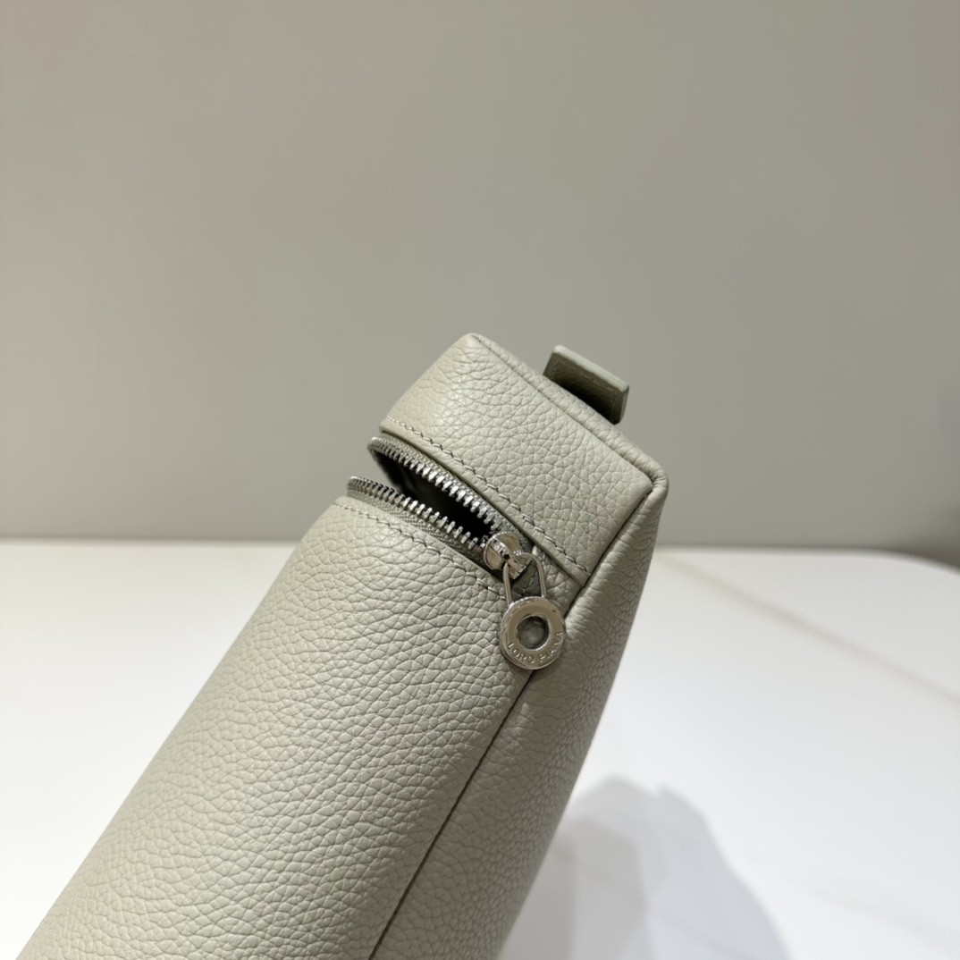 로로피아나 엑스트라 포켓 백팩