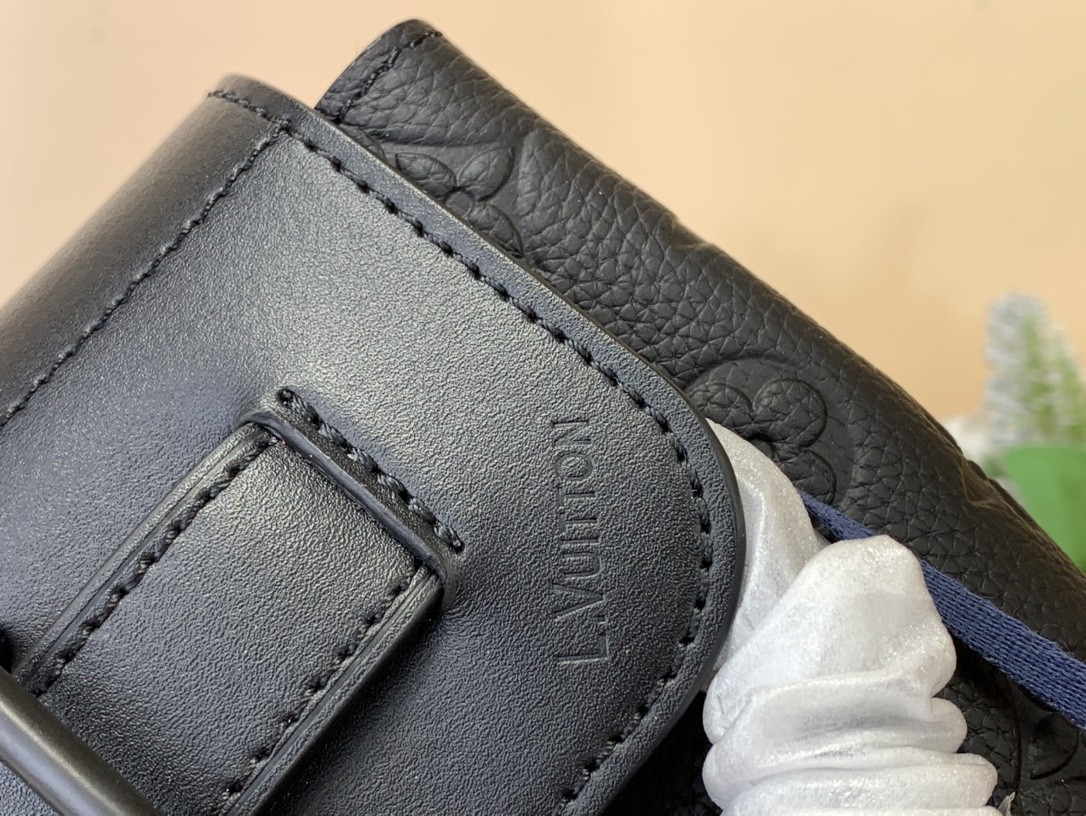 [LOUIS VUITTON-루이비통] 루이비통 스티머 PM 남성 크로스백