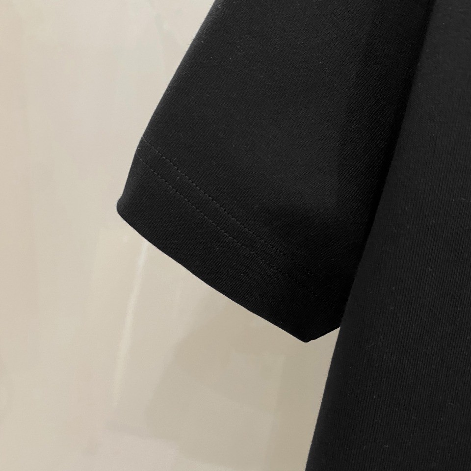 [LOUIS VUITTON-루이비통] 루이비통 로고 반팔 티셔츠