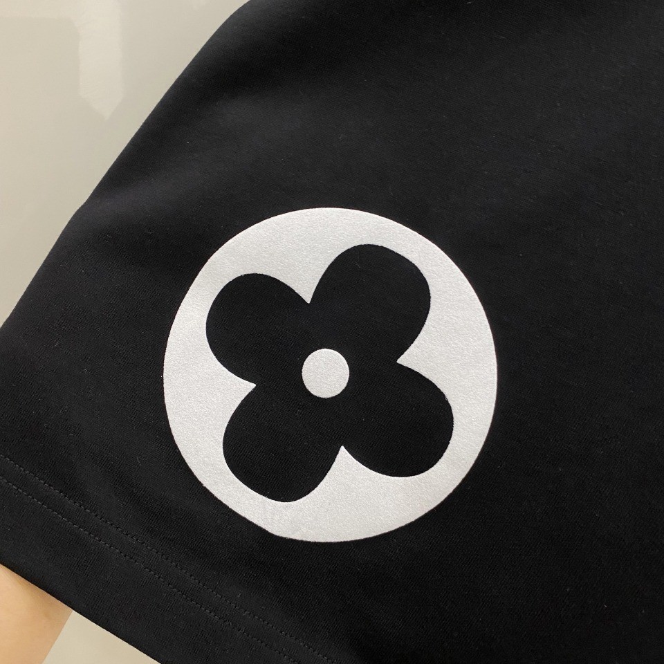 [LOUIS VUITTON-루이비통] 루이비통 로고 반팔 티셔츠