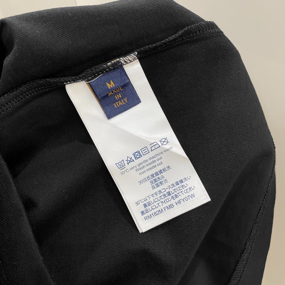 [LOUIS VUITTON-루이비통] 루이비통 로고 반팔 티셔츠