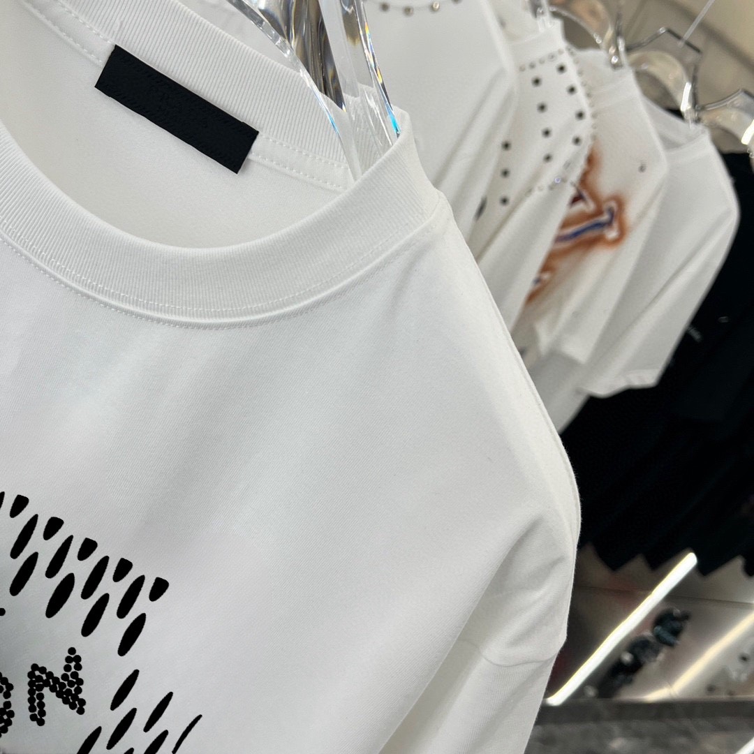 [LOUIS VUITTON-루이비통] 루이비통 엠브로이더드 시그니처 코튼 티셔츠 화이트