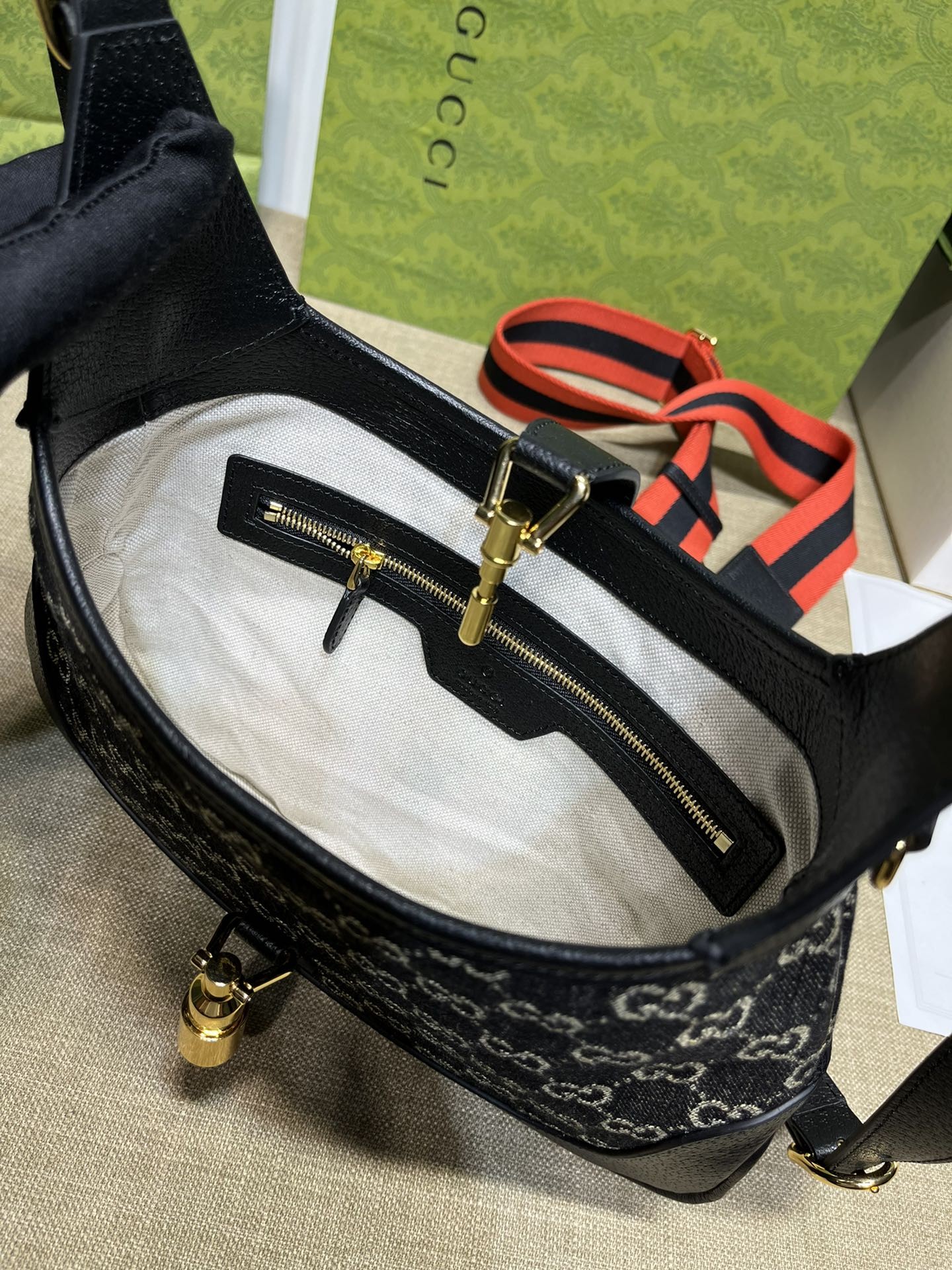 구찌 재키 1961 스몰 숄더백