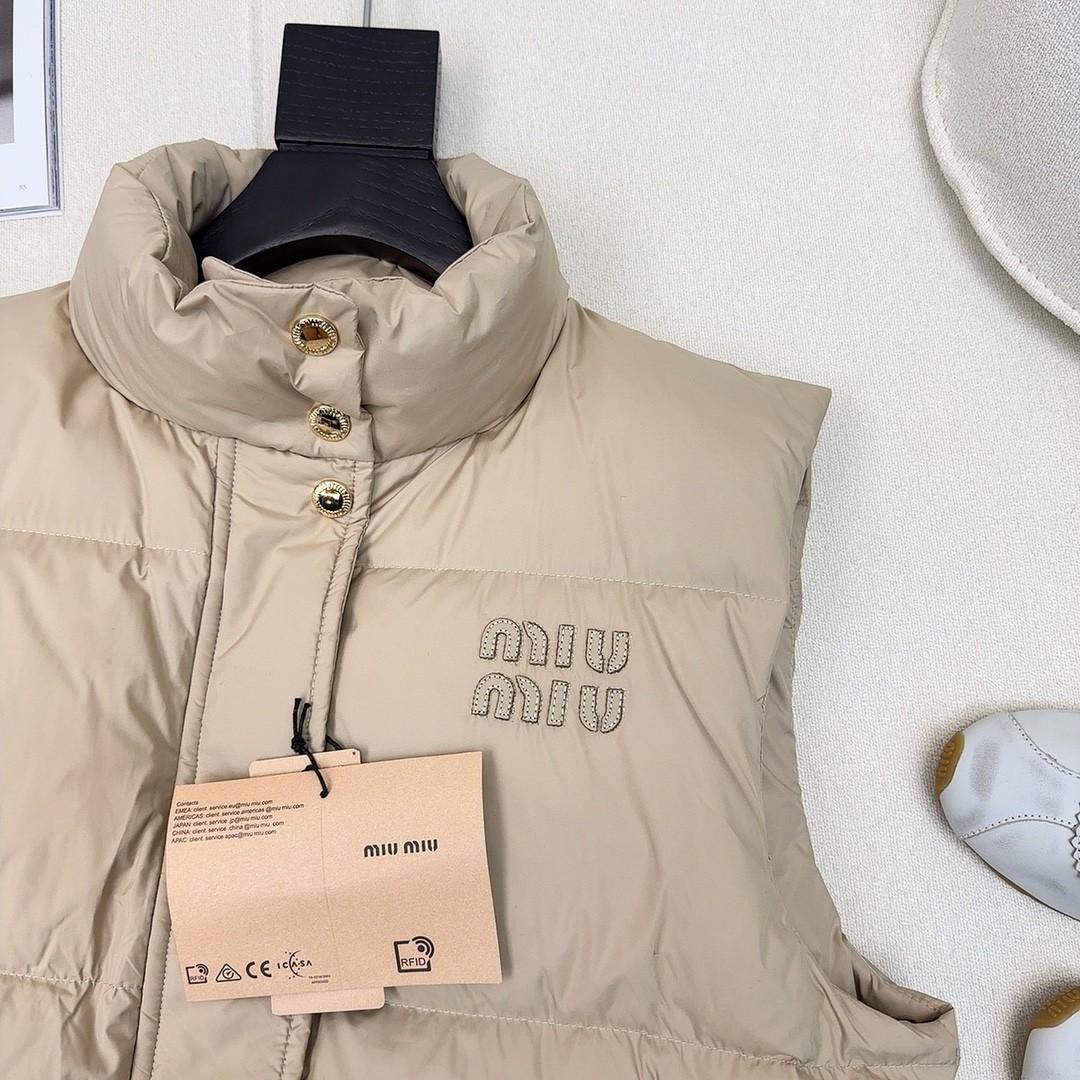 [MIU MIU-미우미우] 미우미우 패딩 조끼