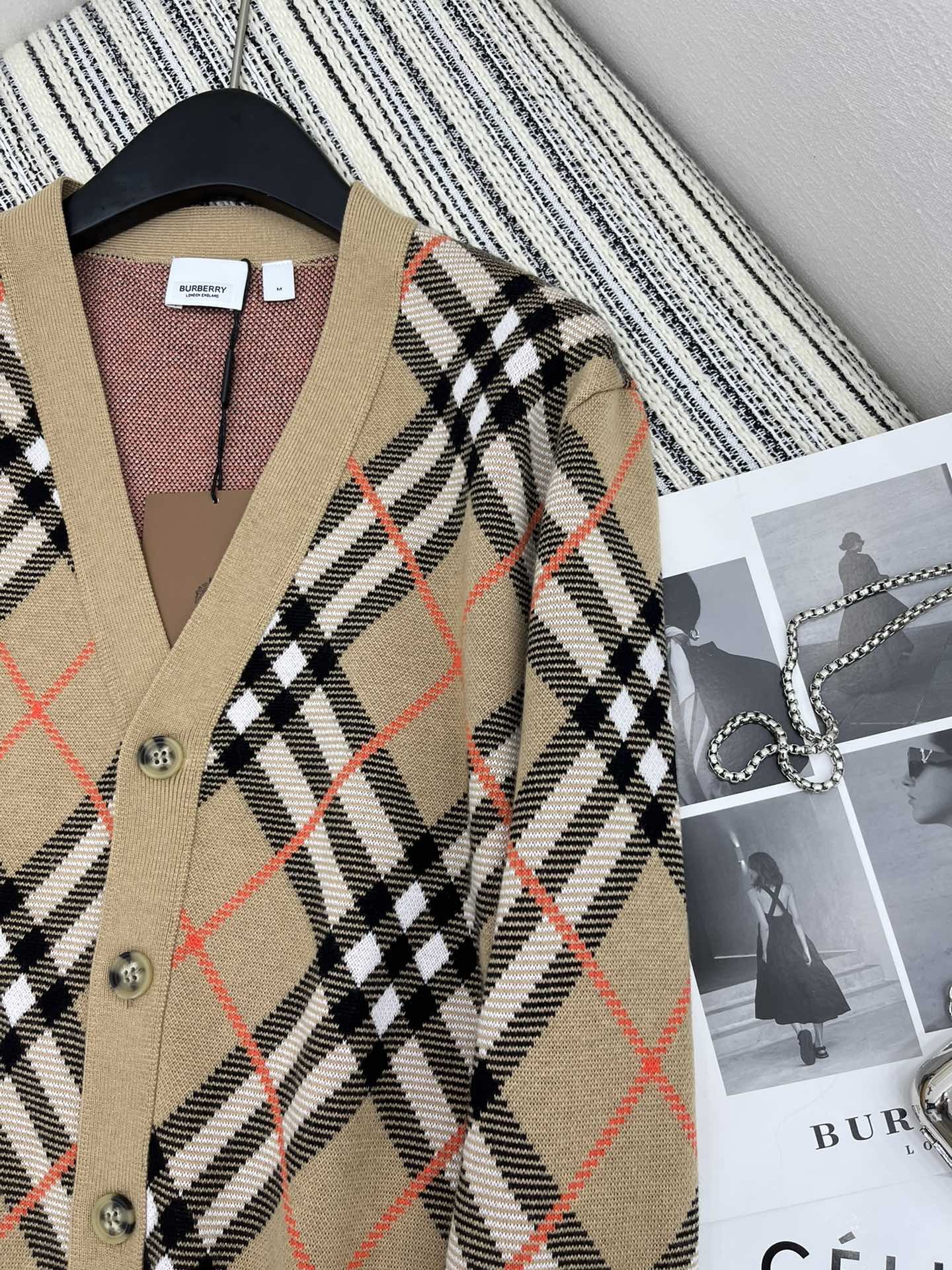 [BURBERRY-버버리] 버버리 체크무늬 가디건