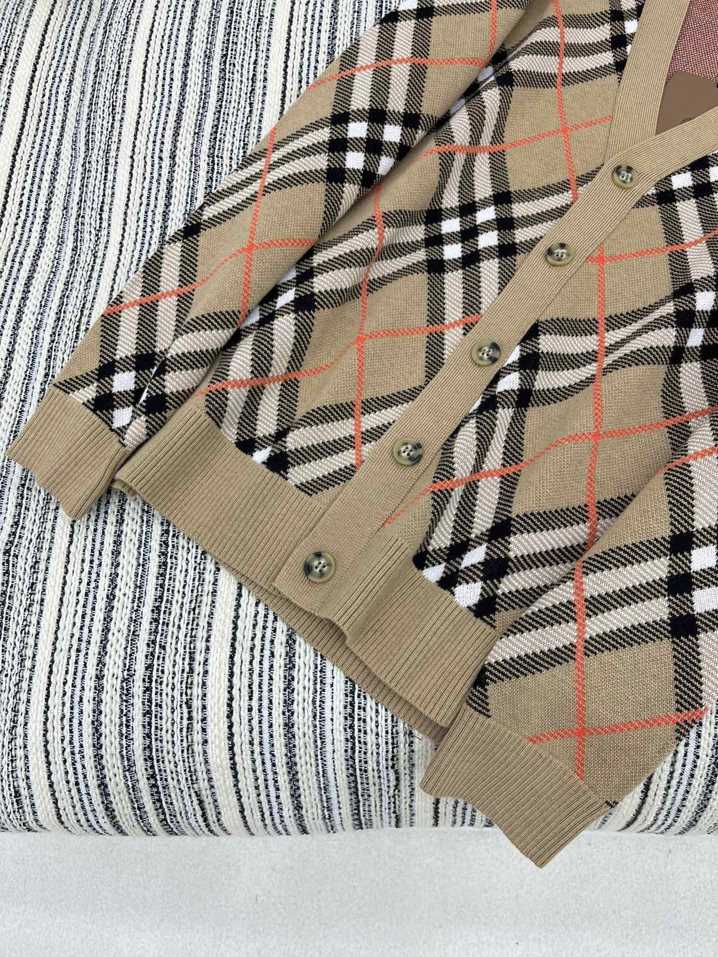 [BURBERRY-버버리] 버버리 체크무늬 가디건