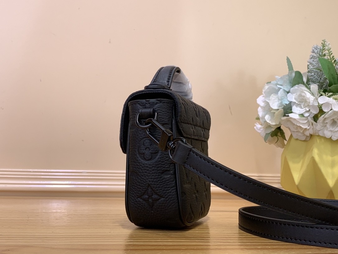 [LOUIS VUITTON-루이비통] 루이비통 피코 S락 크로스백