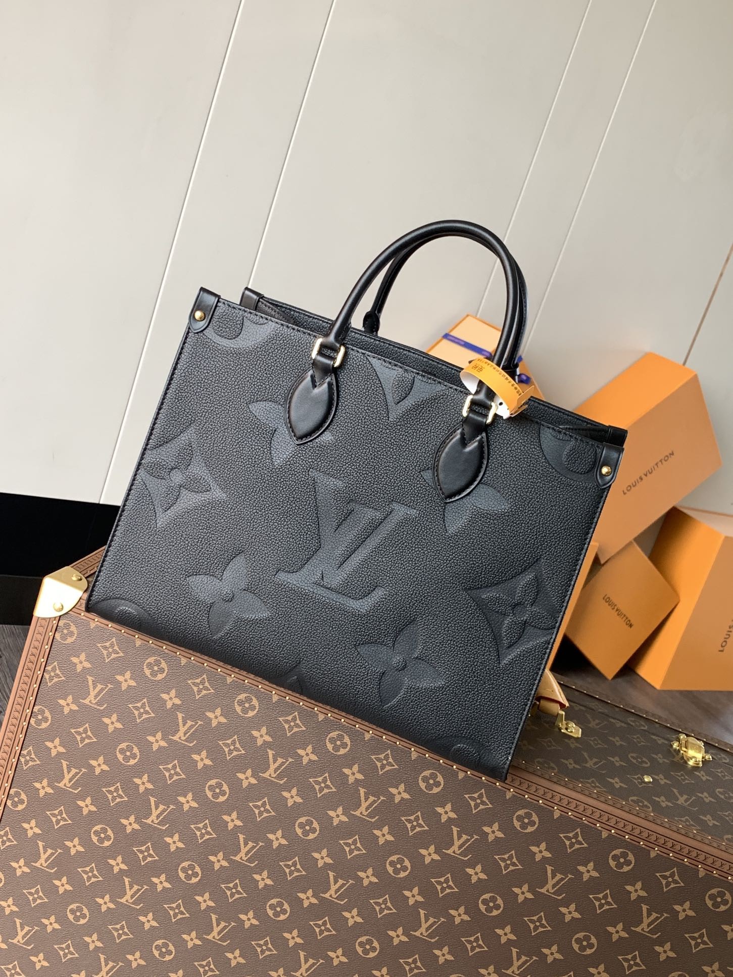 [LOUIS VUITTON-루이비통] 루이비통 온더고  토트백  M45595