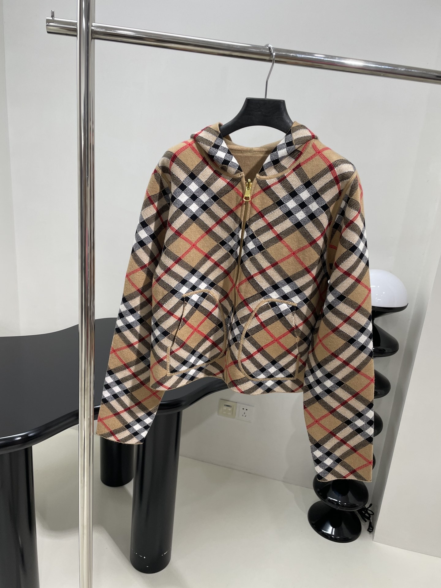 [BURBERRY-버버리] 버버리  체크무늬 후드 자켓