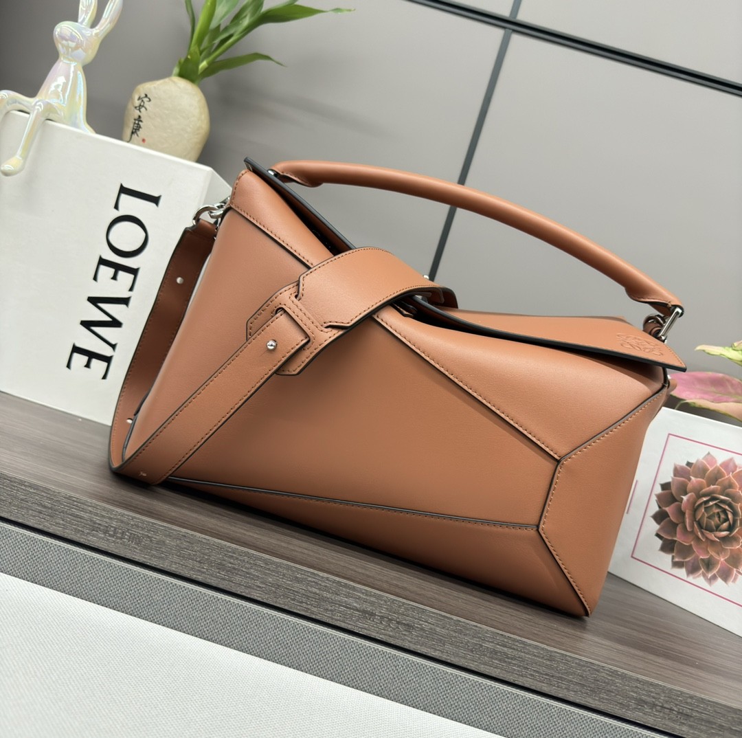 [LOEWE-로에베] 로에베 라지 퍼즐백
