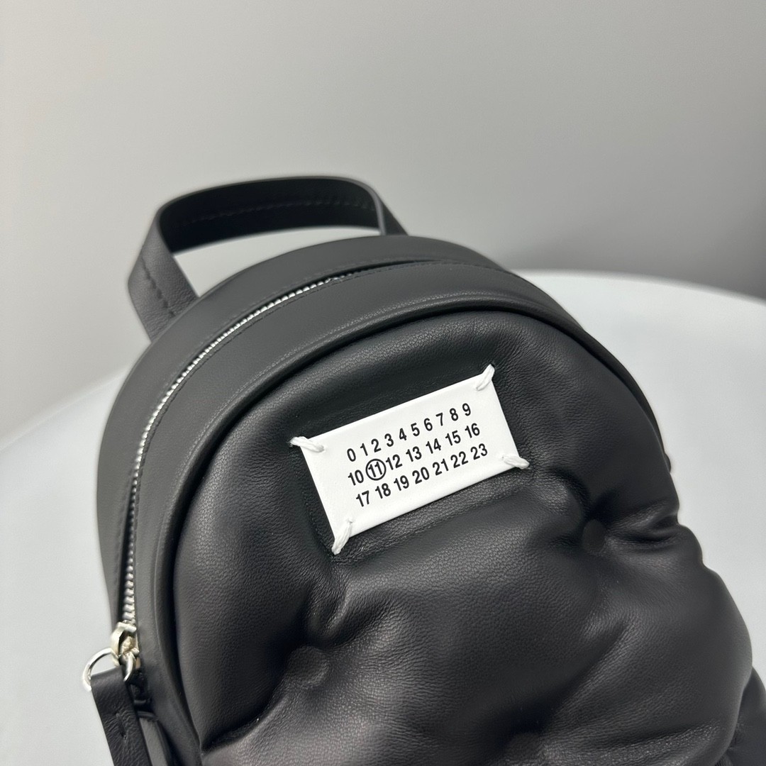 메종 마르지엘라 글램 슬램 백팩