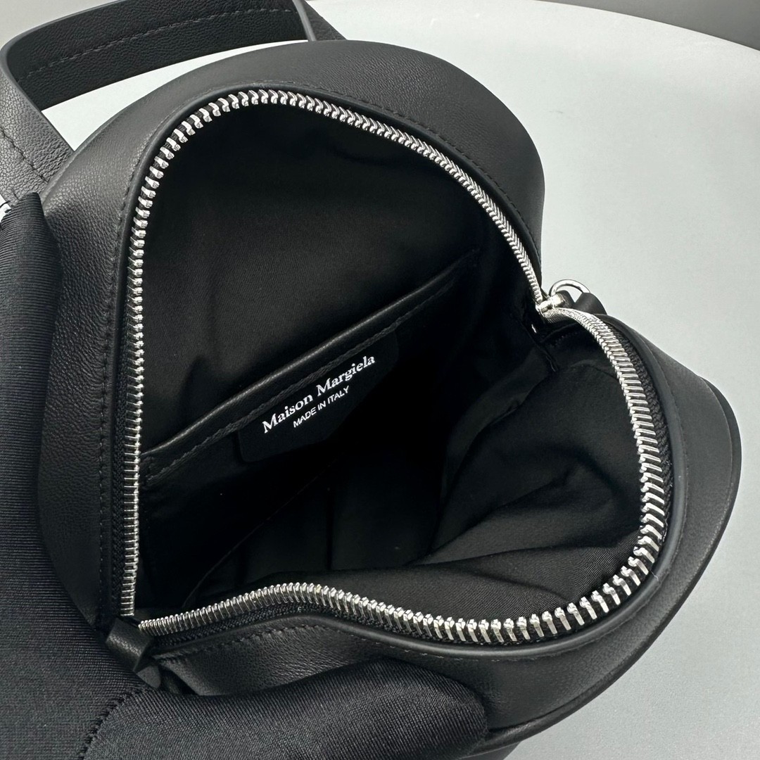 메종 마르지엘라 글램 슬램 백팩