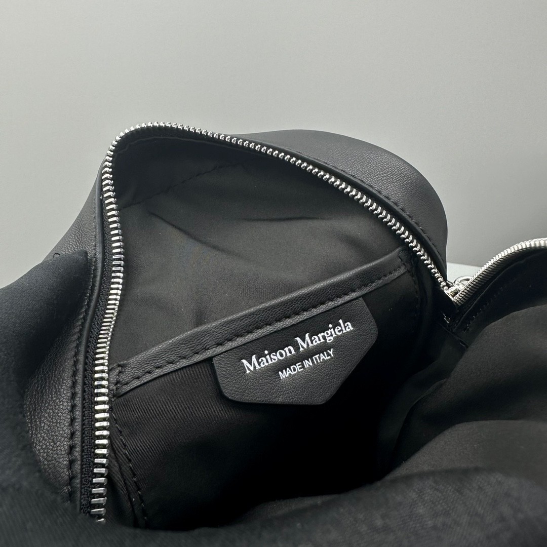 메종 마르지엘라 글램 슬램 백팩