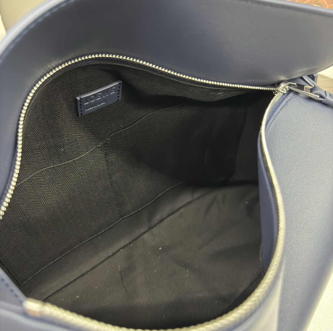 [LOEWE-로에베] 로에베 라지 퍼즐 백