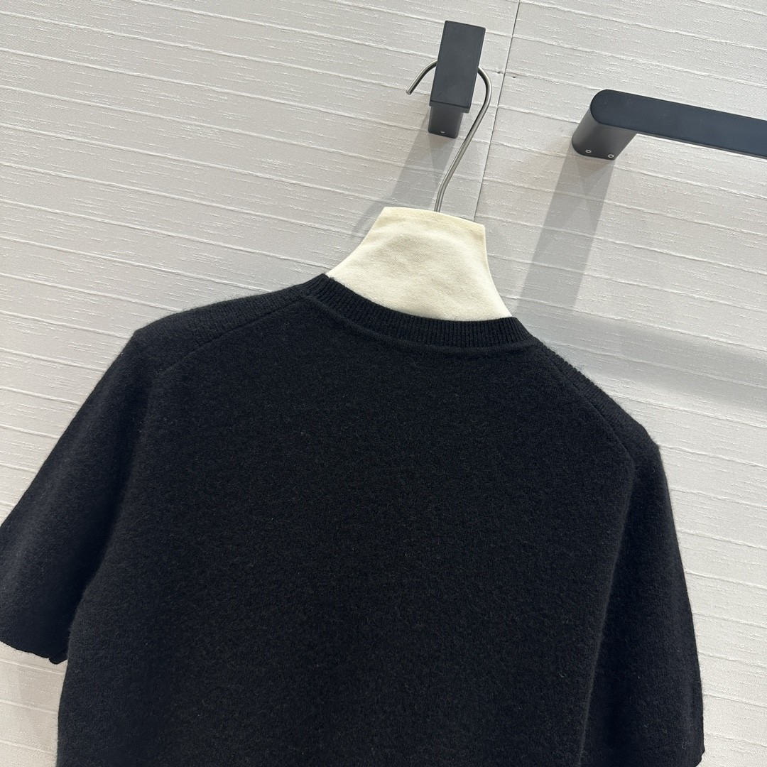 [HERMES-에르메스] 에르메스  반팔 니트 블랙