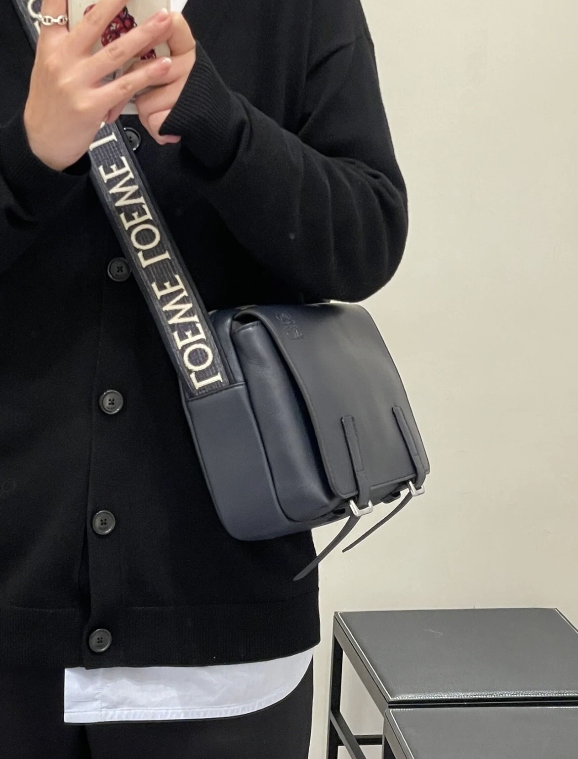 로에베 밀리터리 메신저백