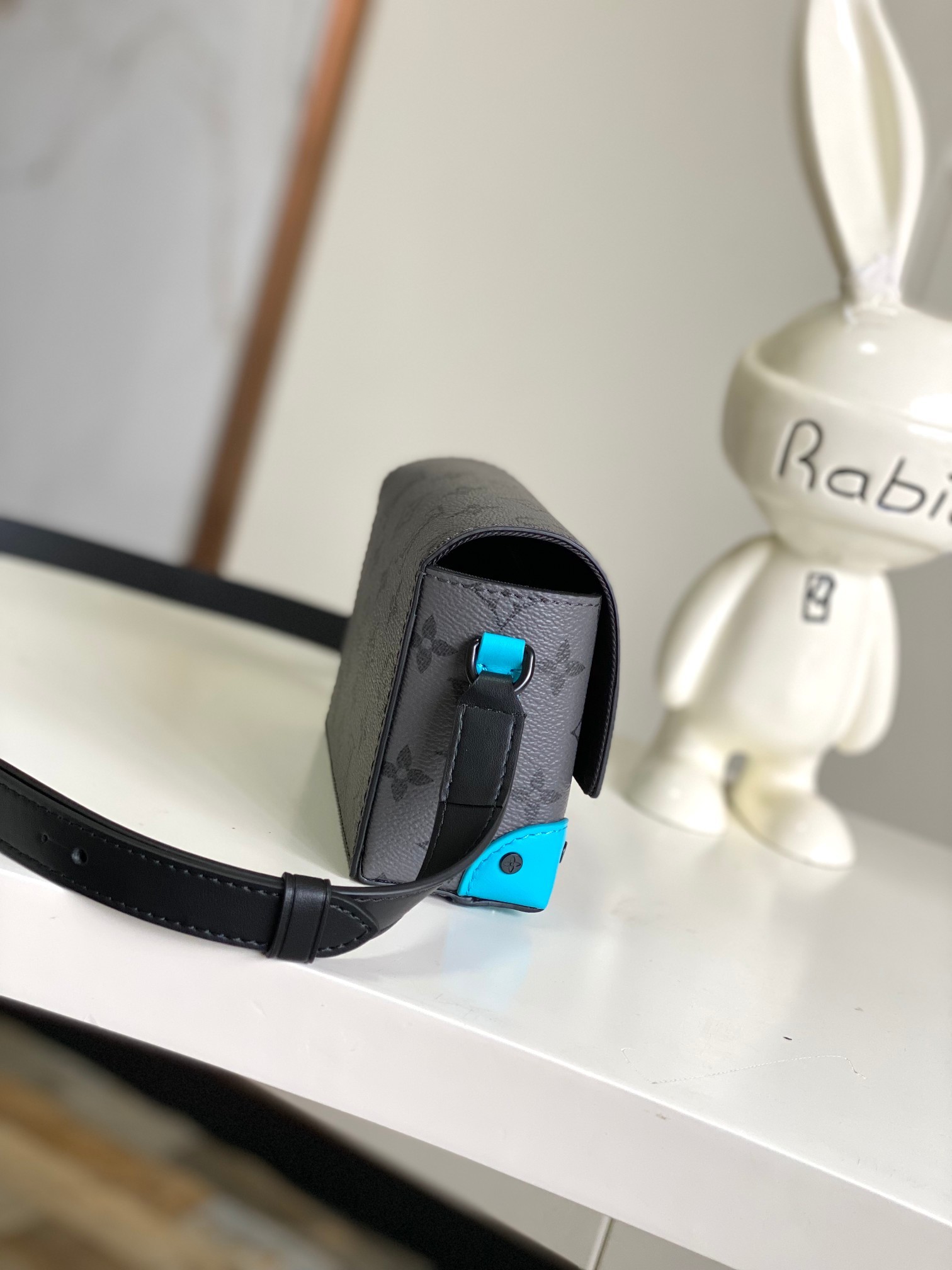 [LOUIS VUITTON-루이비통] 루이비통 스티머 웨어러블 윌릿 M11496