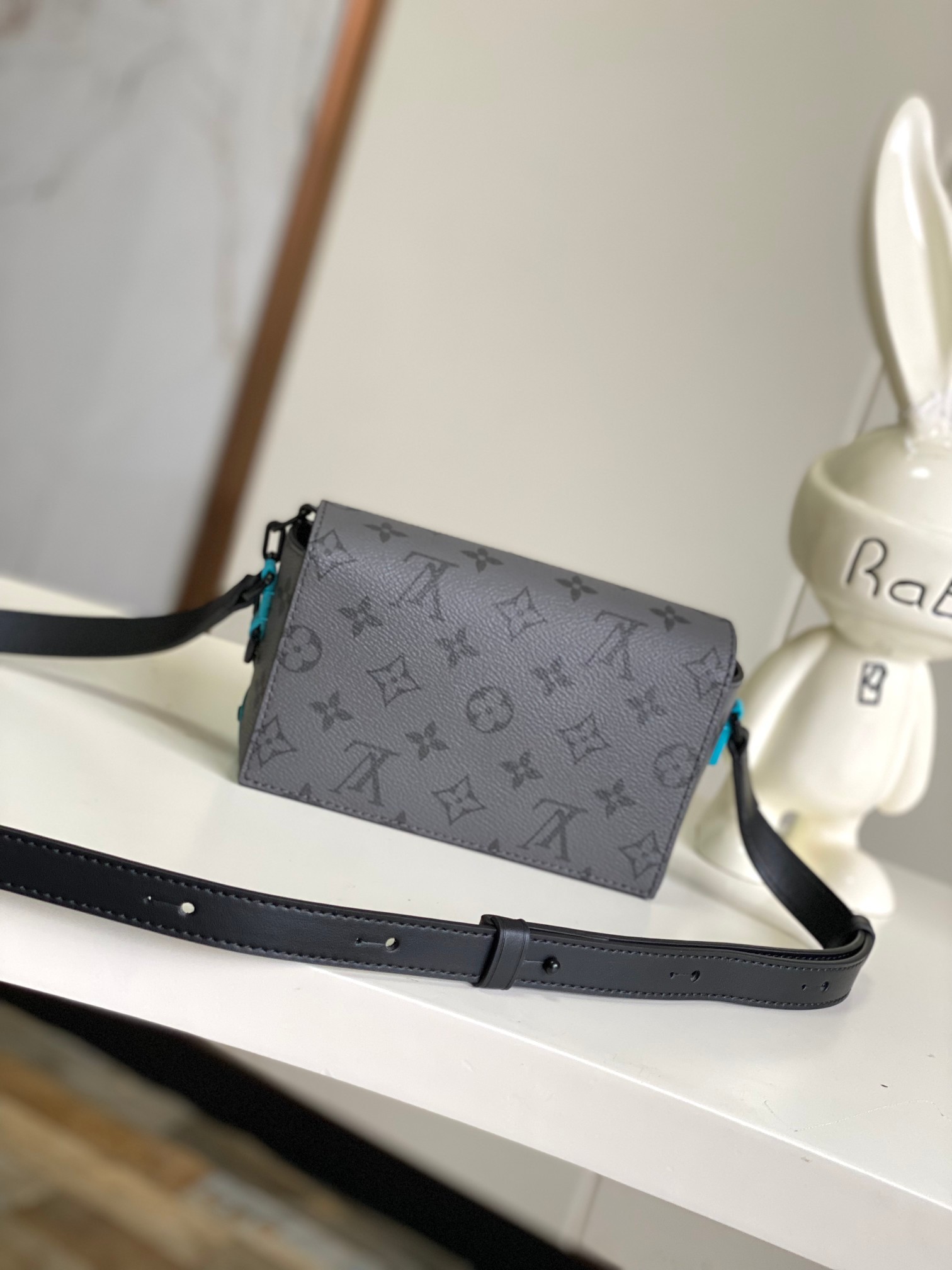 [LOUIS VUITTON-루이비통] 루이비통 스티머 웨어러블 윌릿 M11496