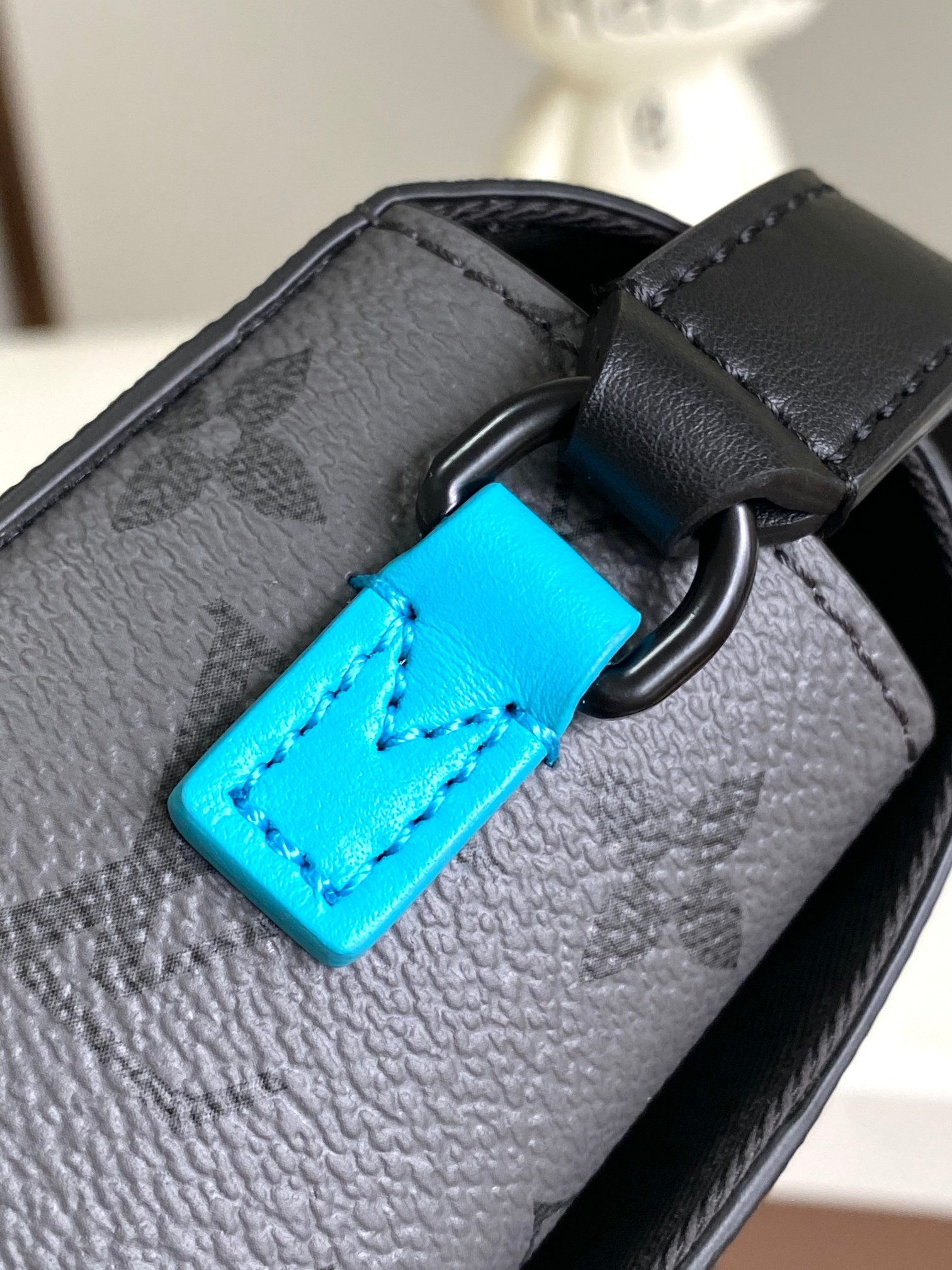 [LOUIS VUITTON-루이비통] 루이비통 스티머 웨어러블 윌릿 M11496