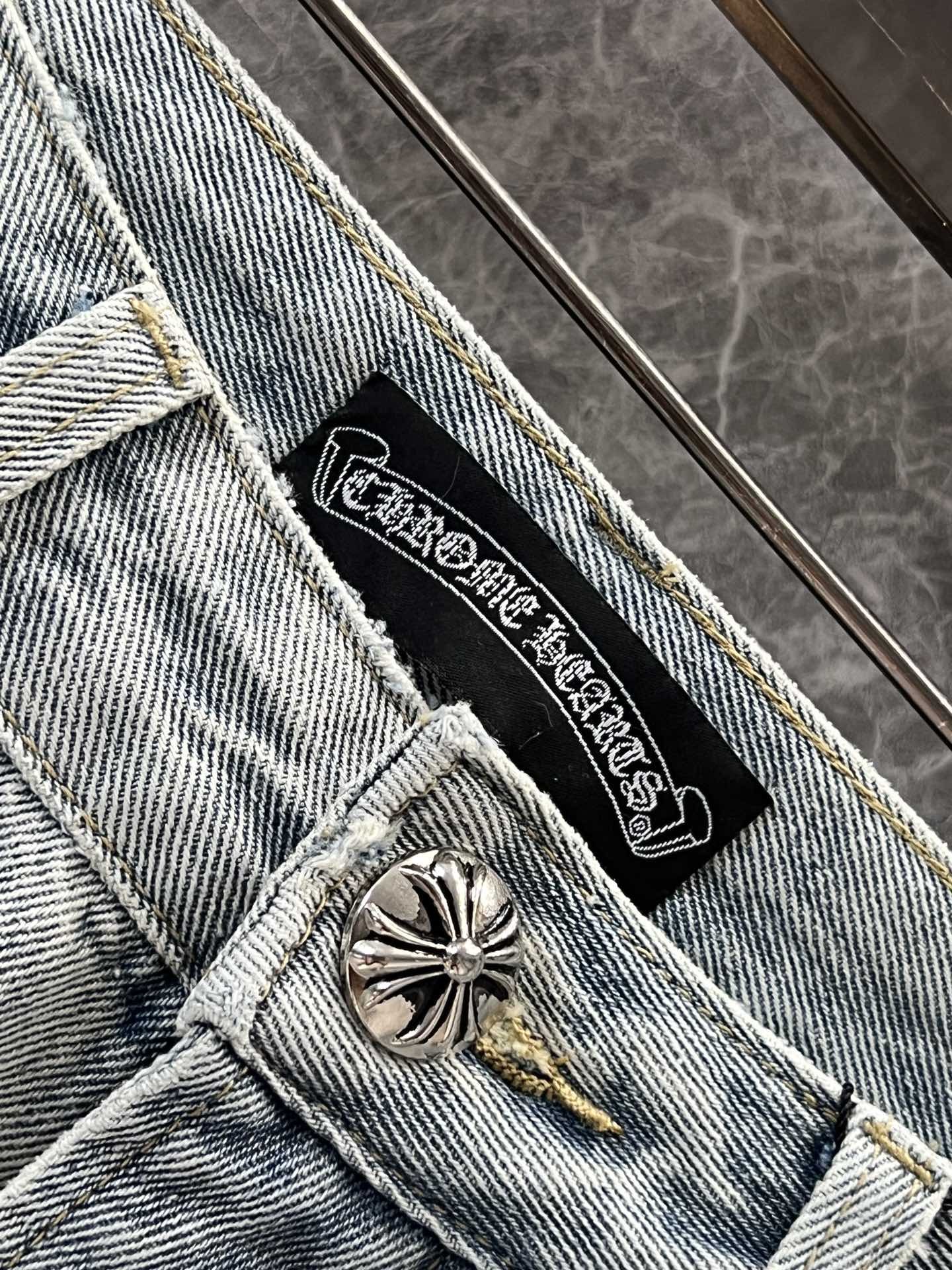 [CHROM HEARTS -크롬하츠] 크롬하츠 빈티지 스타일 청바지