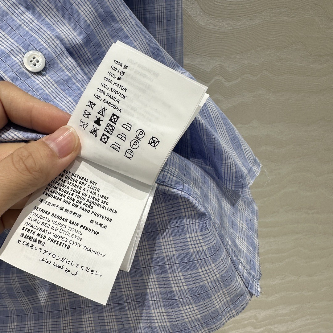 [MIU MIU-미우미우] 미우미우 자수 스트라이프 크롭셔츠