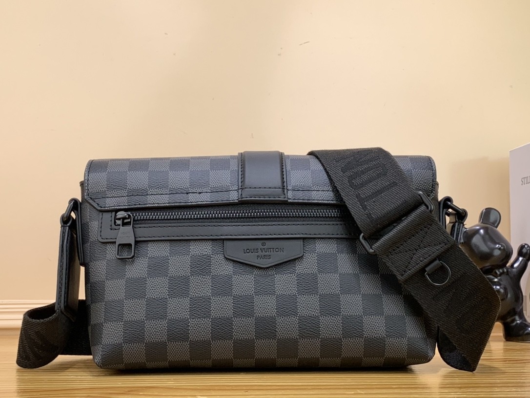 [LOUIS VUITTON-루이비통] 루이비통 S 케이프 메신저 크로스백