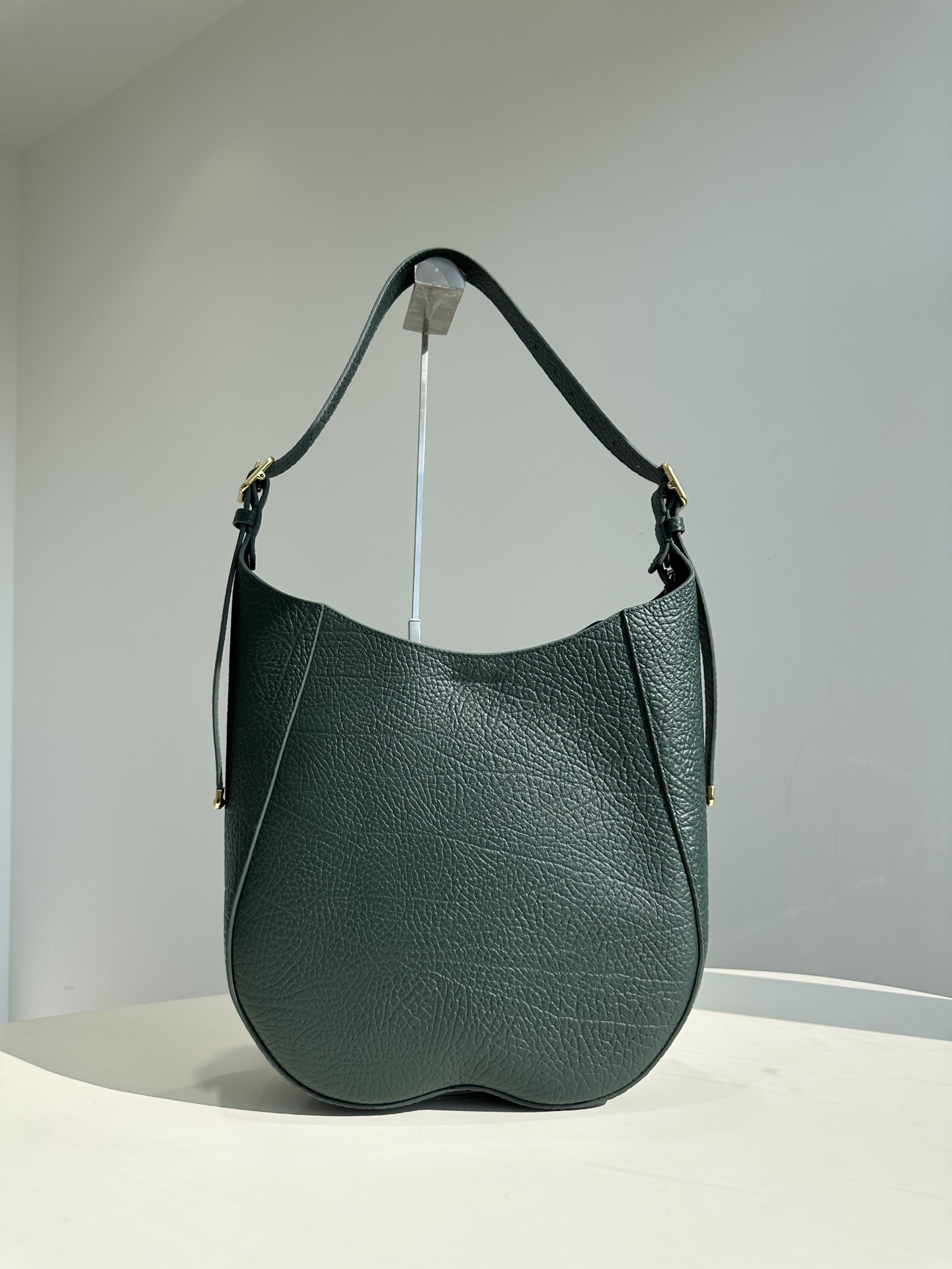 버버리 체스 숄더백