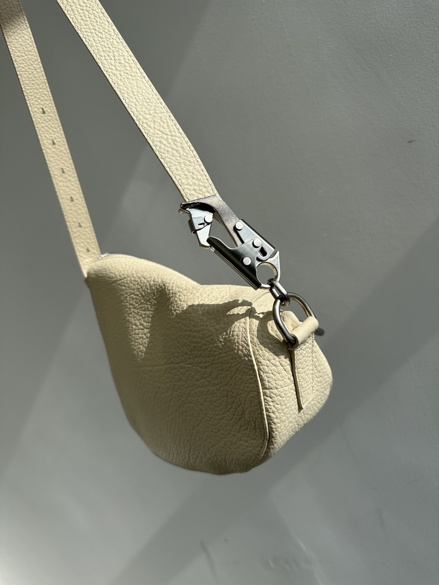 버버리 나이트 백