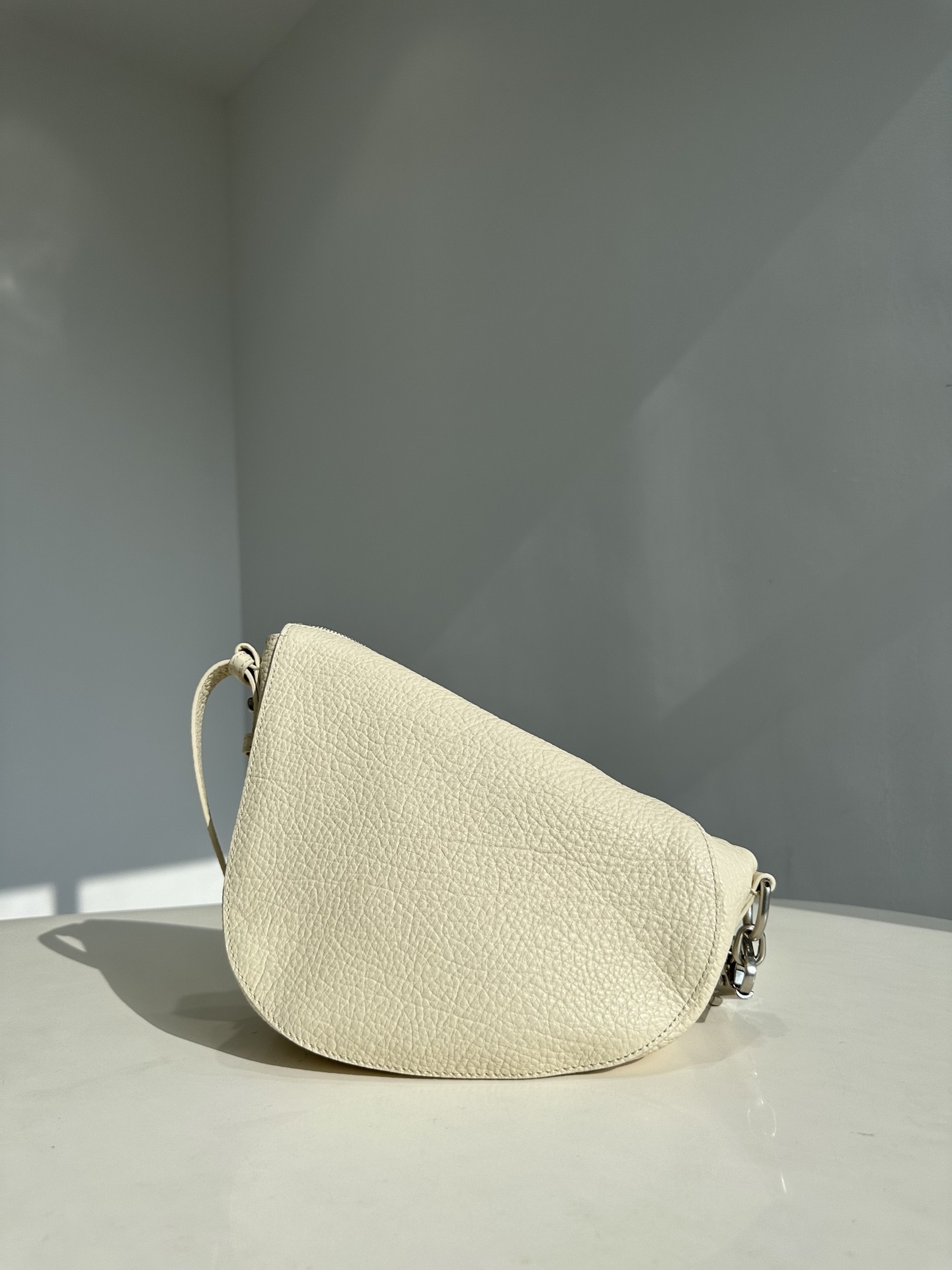 버버리 나이트 백