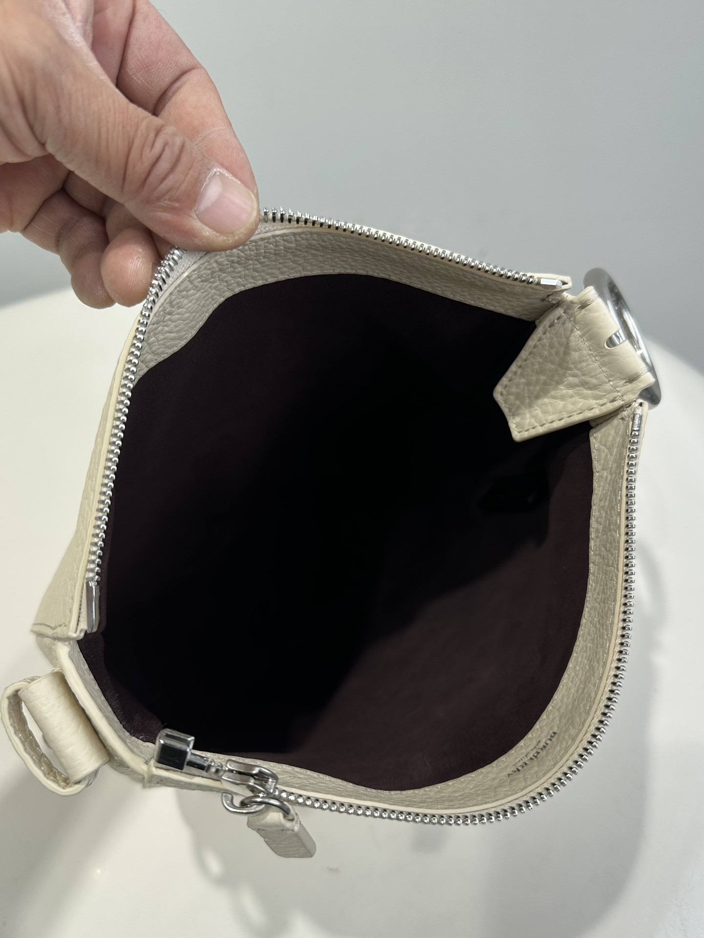 버버리 나이트 백