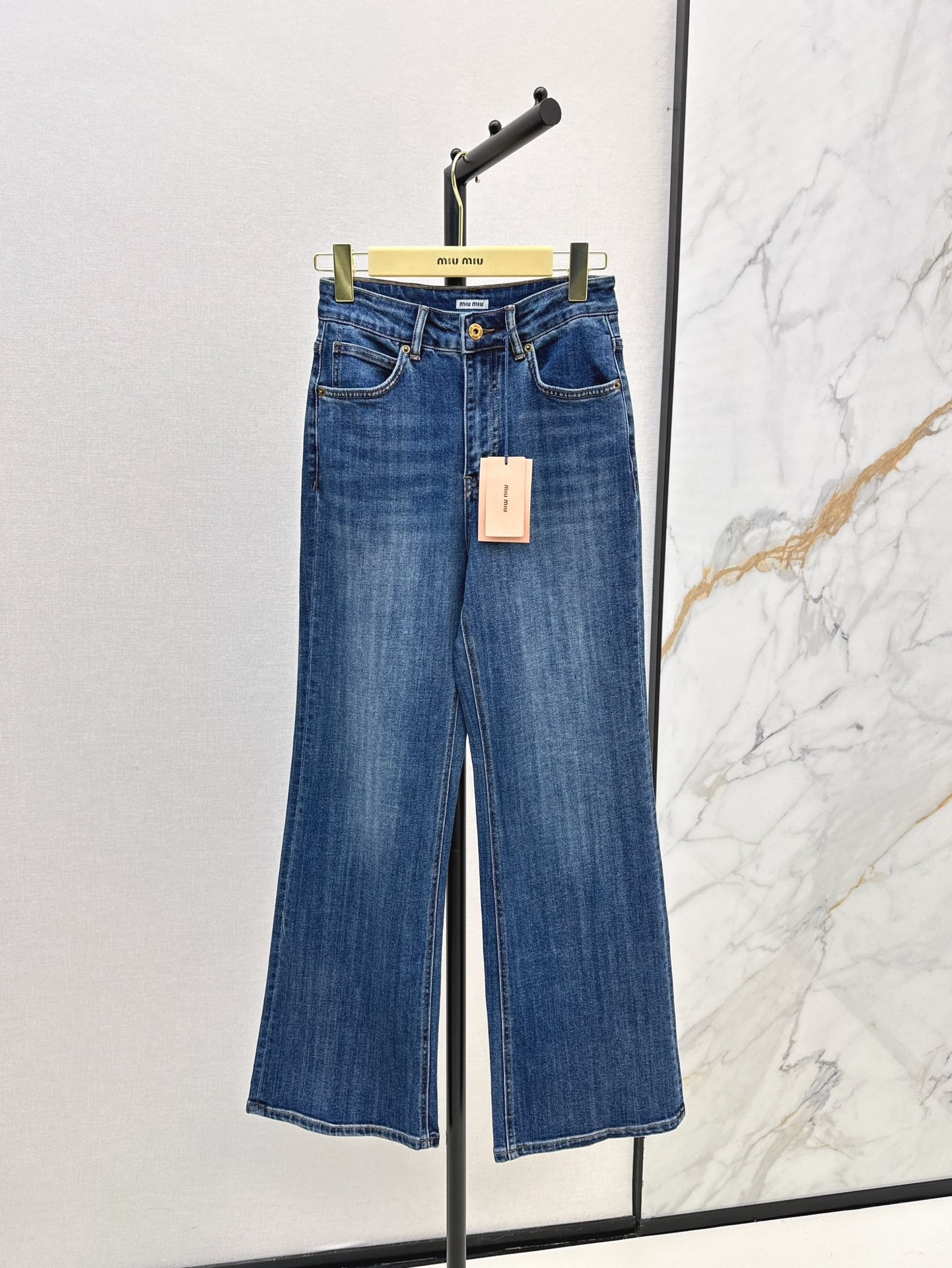 [MIU MIU-미우미우] 미우미우 시슬리 부츠컷 데님 팬츠