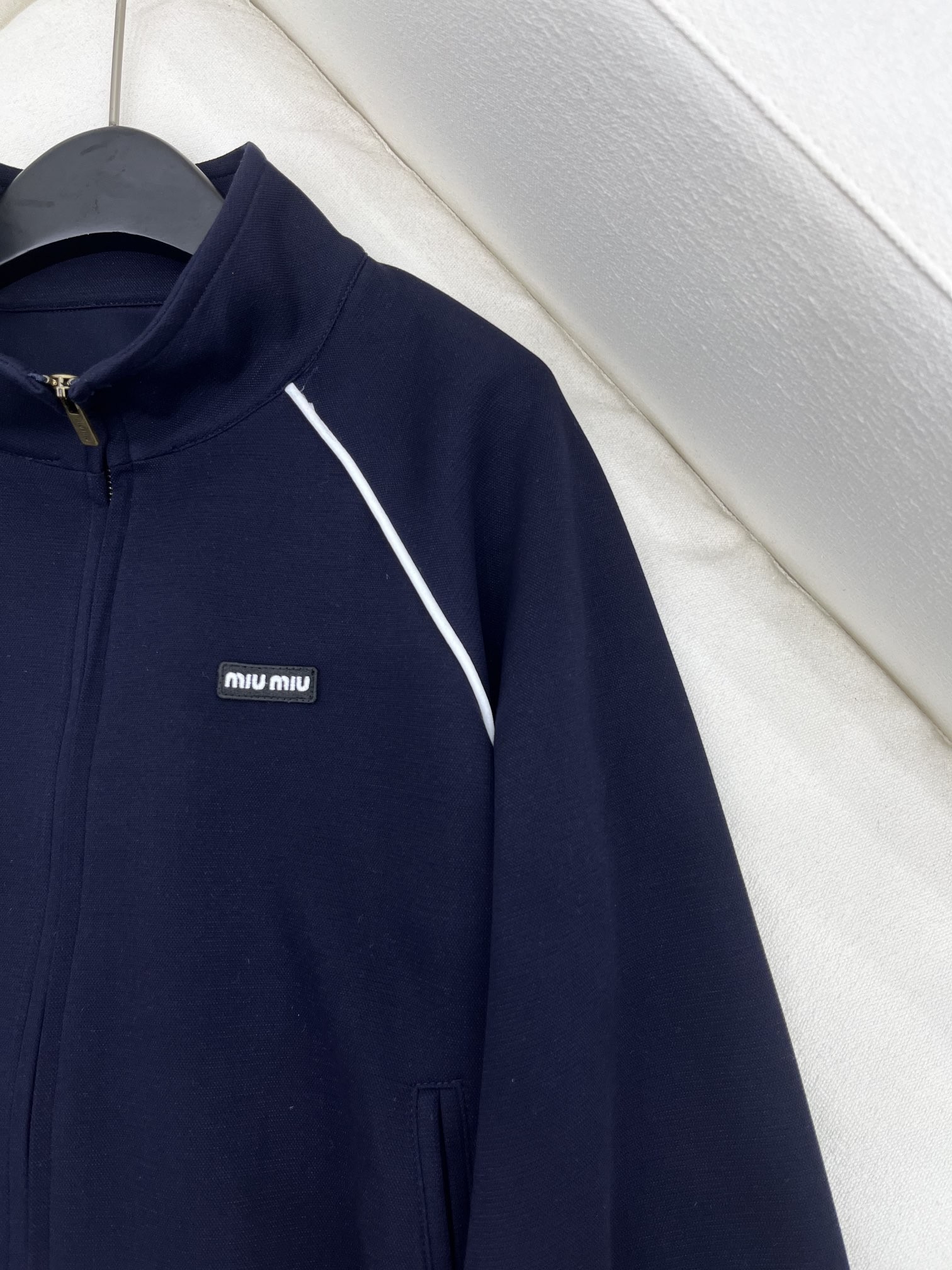 [MIU MIU-미우미우] 미우미우 캐주얼 후드집업 세트