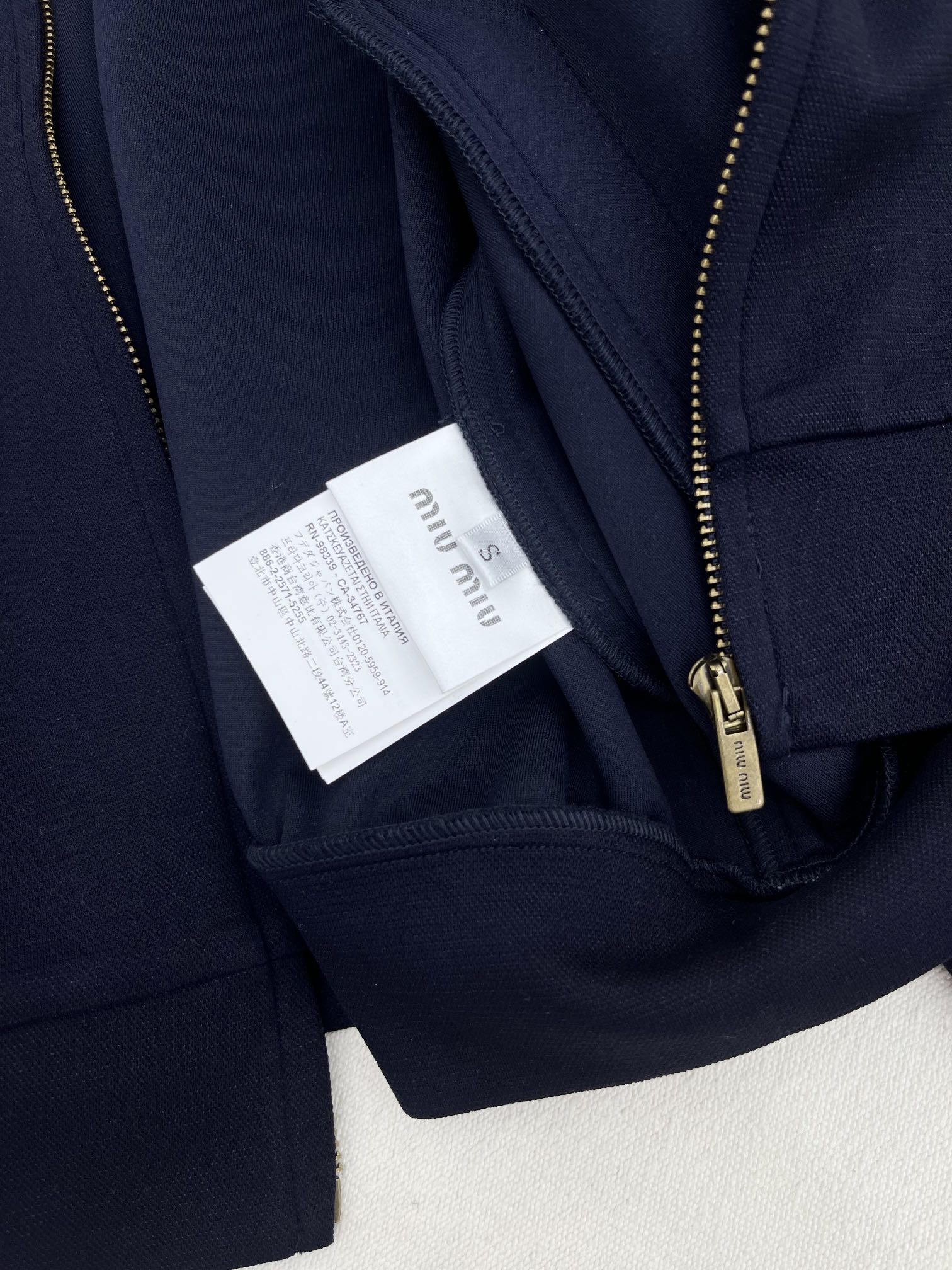 [MIU MIU-미우미우] 미우미우 캐주얼 후드집업 세트