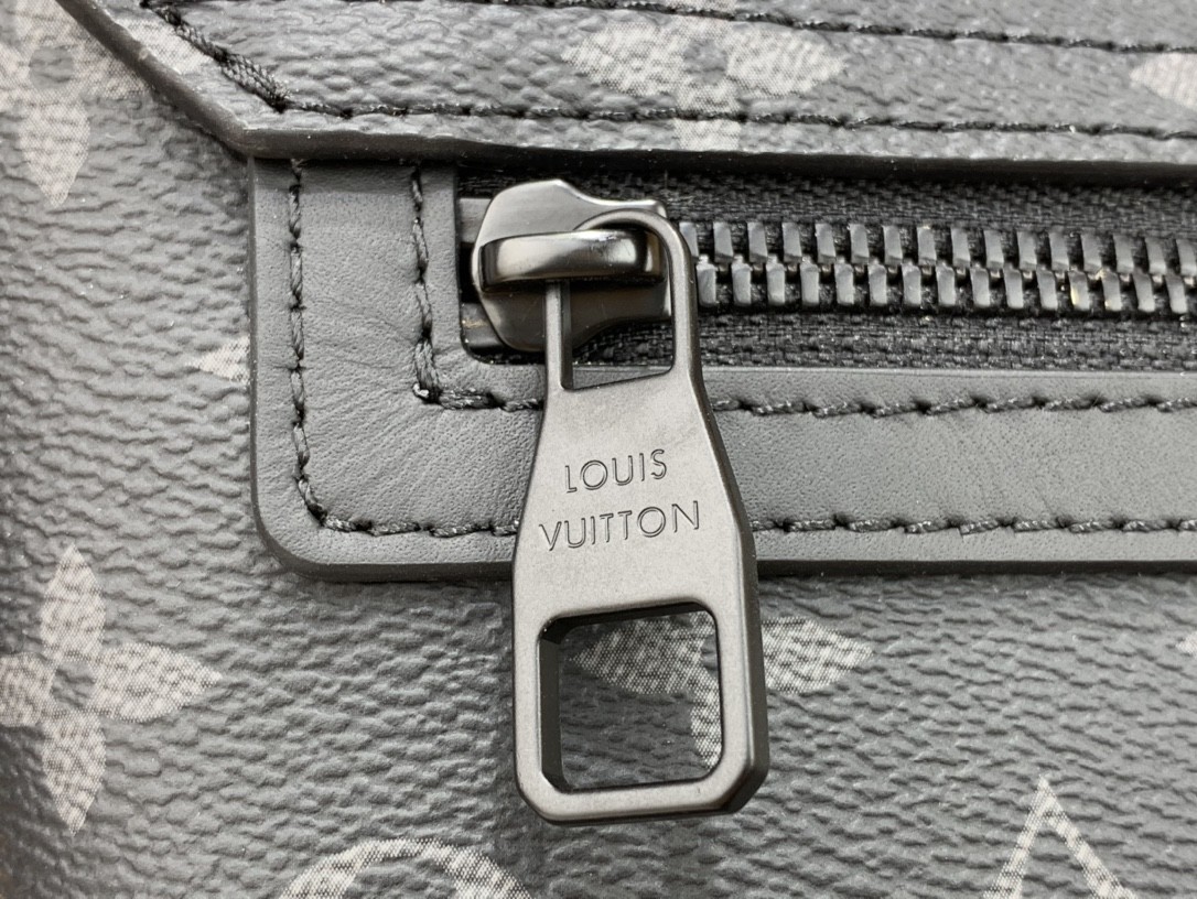 [LOUIS VUITTON-루이비통] 루이비통 S-케이프 메신저백