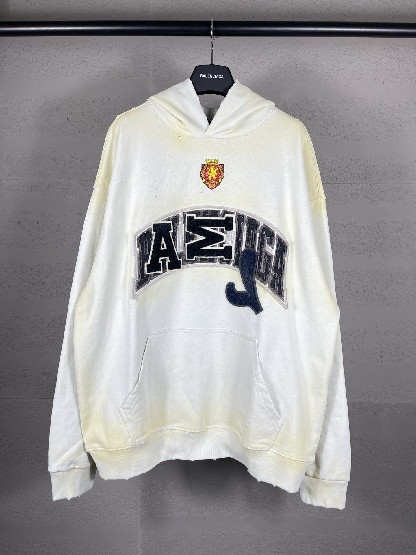 [BALENCIAGA-발렌시아가] 발렌시아가 디스트레스 스케이터 후드 티셔츠