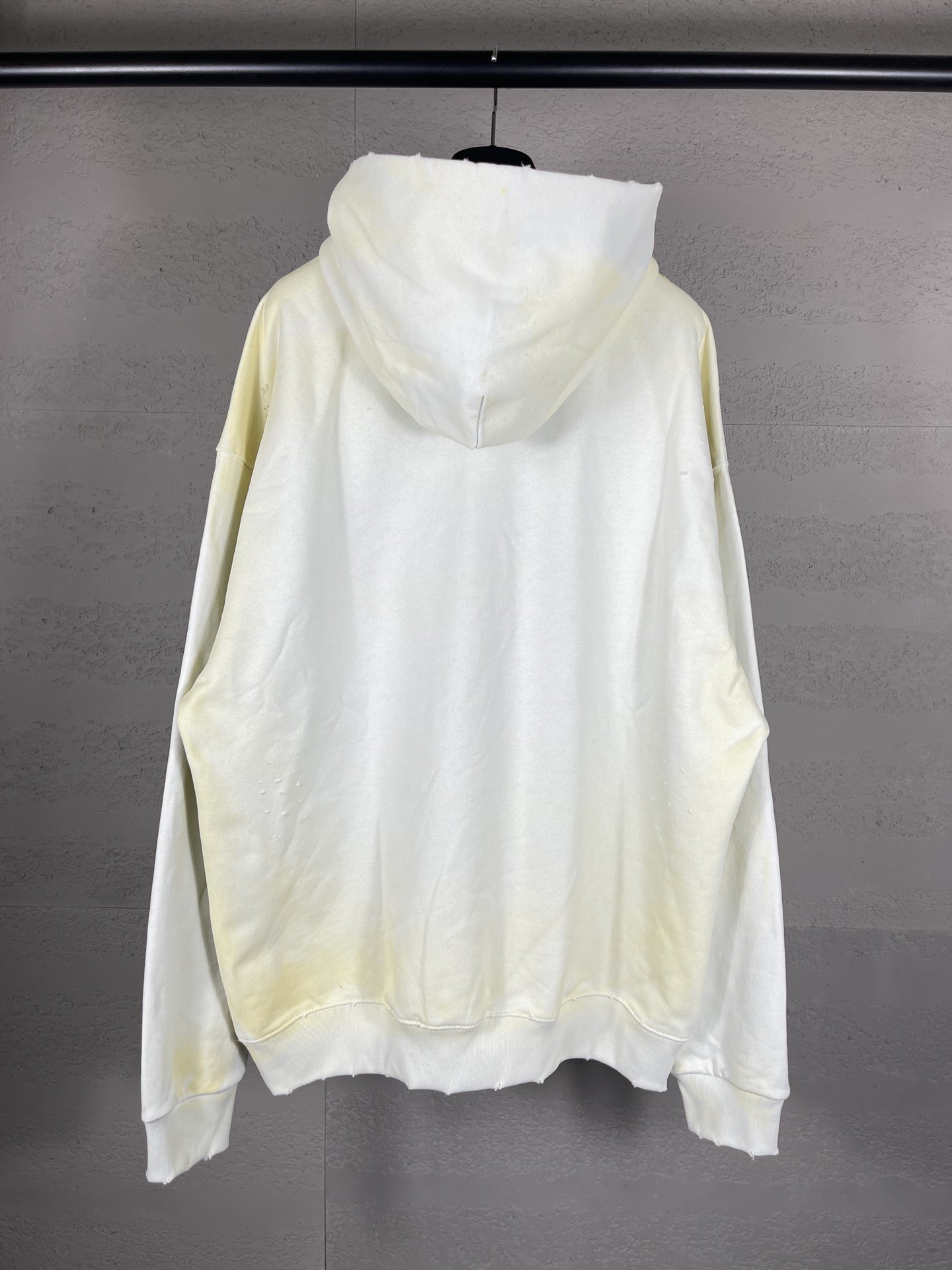 [BALENCIAGA-발렌시아가] 발렌시아가 디스트레스 스케이터 후드 티셔츠