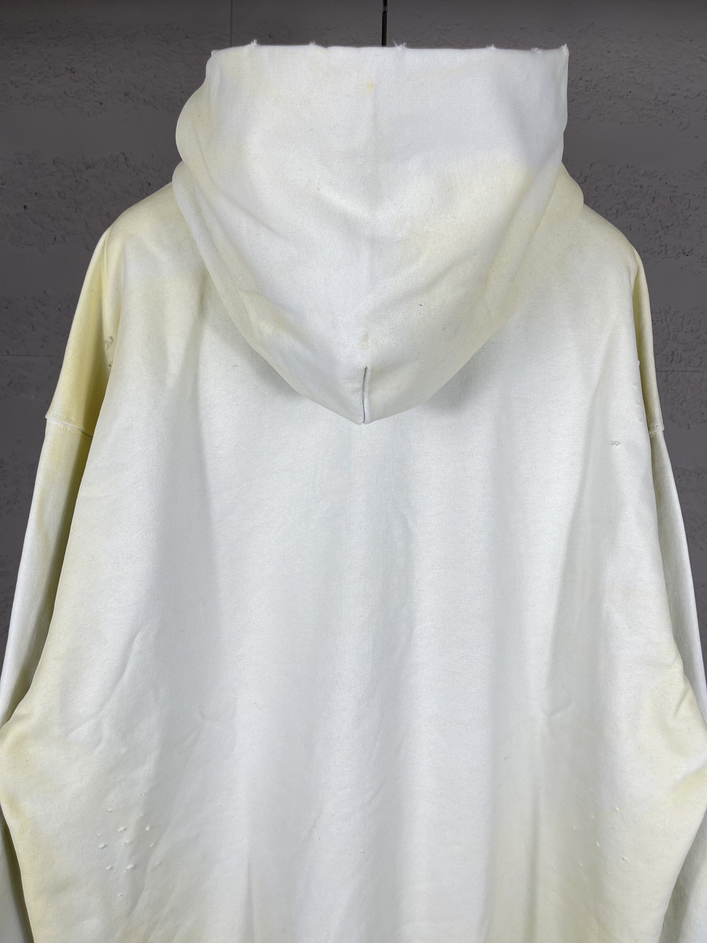 [BALENCIAGA-발렌시아가] 발렌시아가 디스트레스 스케이터 후드 티셔츠