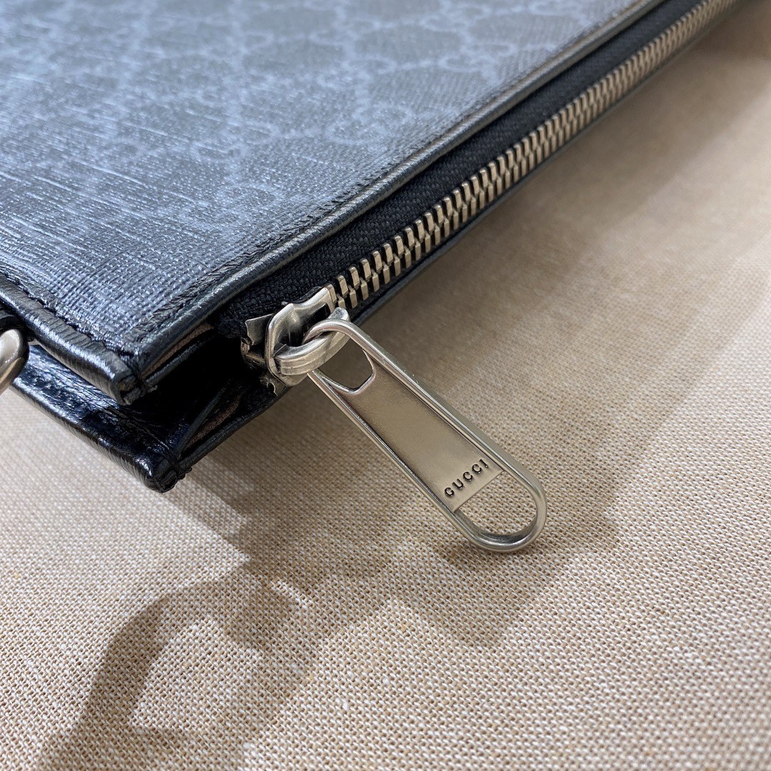 [GUCCI-구찌] 구찌 마이크로시마 스트랩 클러치백