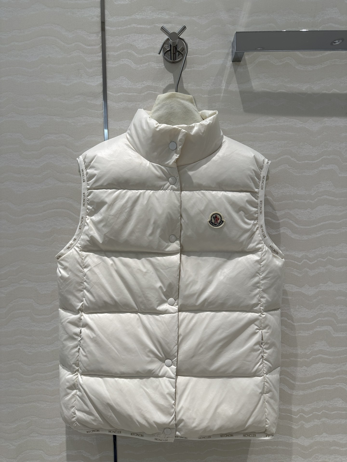 [MONCLER-몽클레어] 몽클레어 모스로트 쇼트 다운 자켓