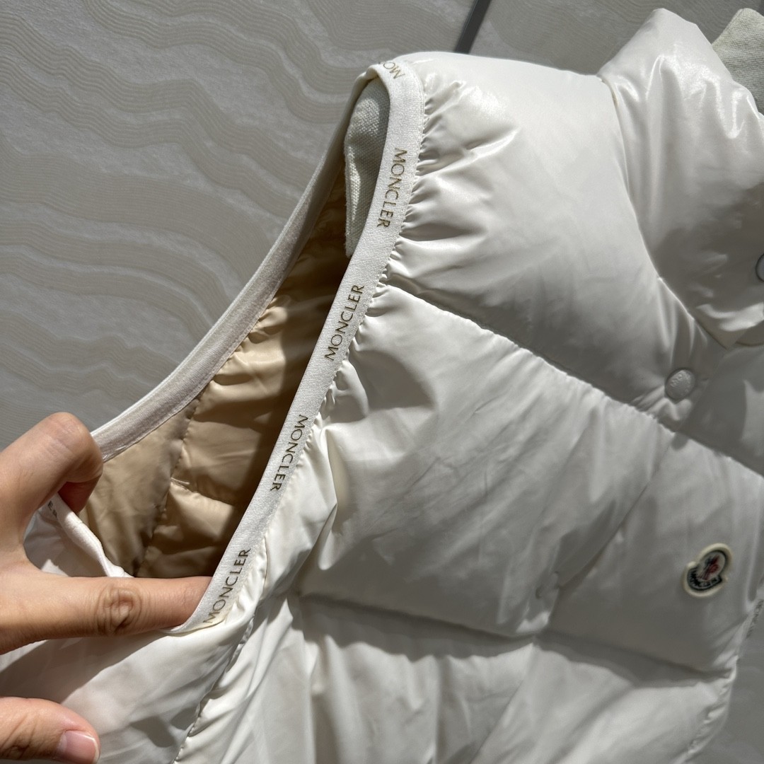 [MONCLER-몽클레어] 몽클레어 모스로트 쇼트 다운 자켓