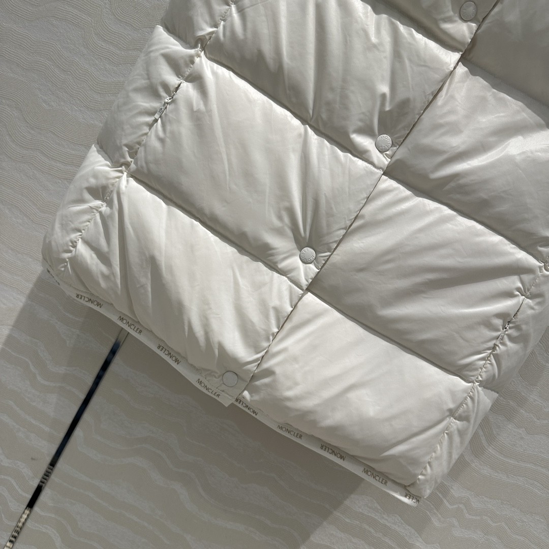 [MONCLER-몽클레어] 몽클레어 모스로트 쇼트 다운 자켓