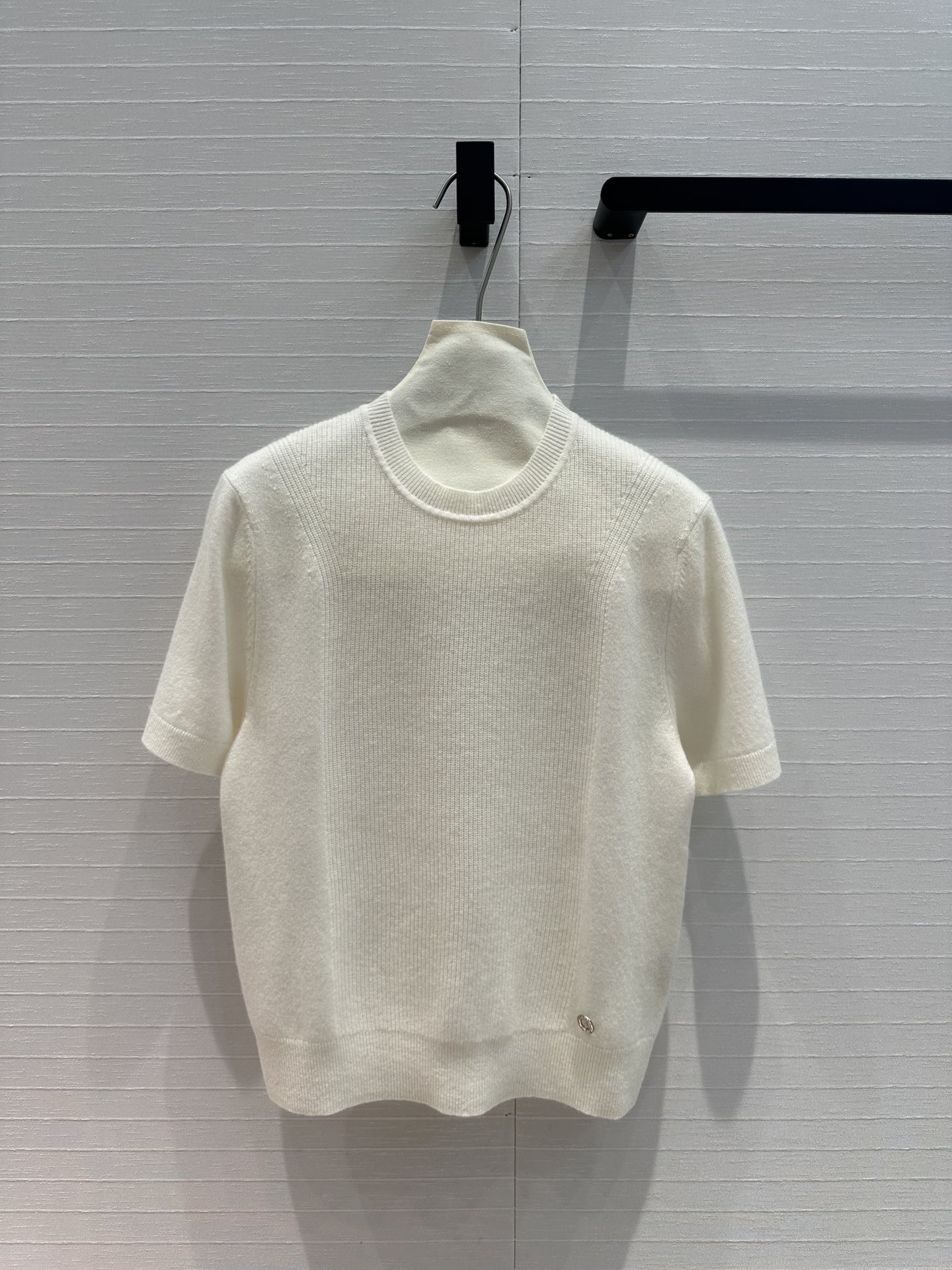 [HERMES-에르메스]  에르메스  반팔 니트 화이트